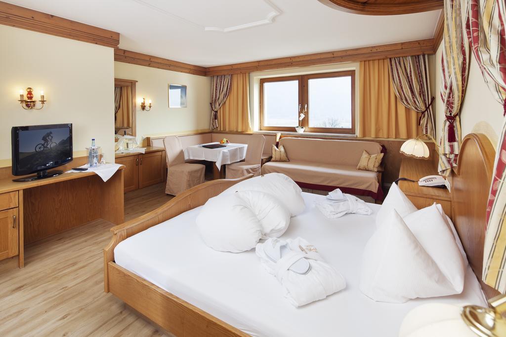 Hotel Magdalena Im Zillertal - Urlaub Mit Hund Ried im Zillertal Εξωτερικό φωτογραφία